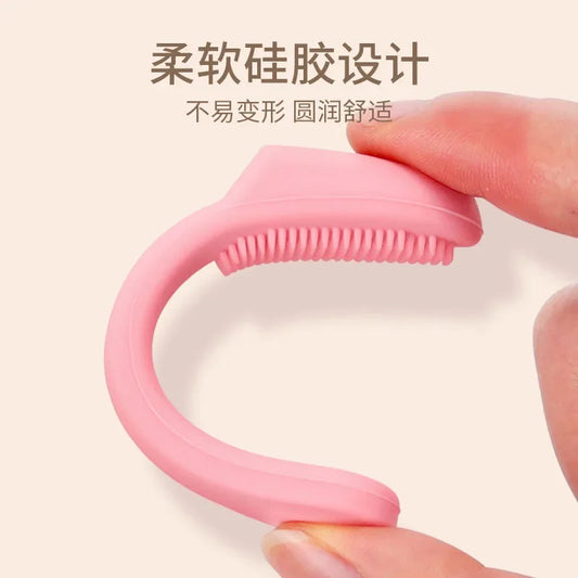 🐾🖐️ PawClean™ Soft Finger Brush